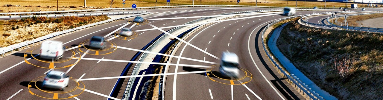 高速道路を走行する車両がすべてテクノロジーで検出される様子を示した画像